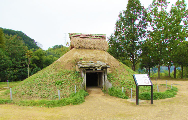 石川県の縄文時代の竪穴式住居