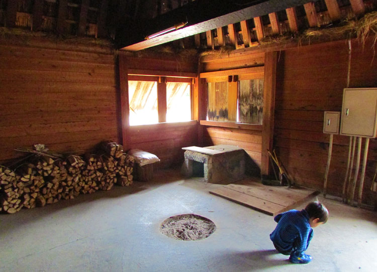 石川県の奈良時代の竪穴式住居
